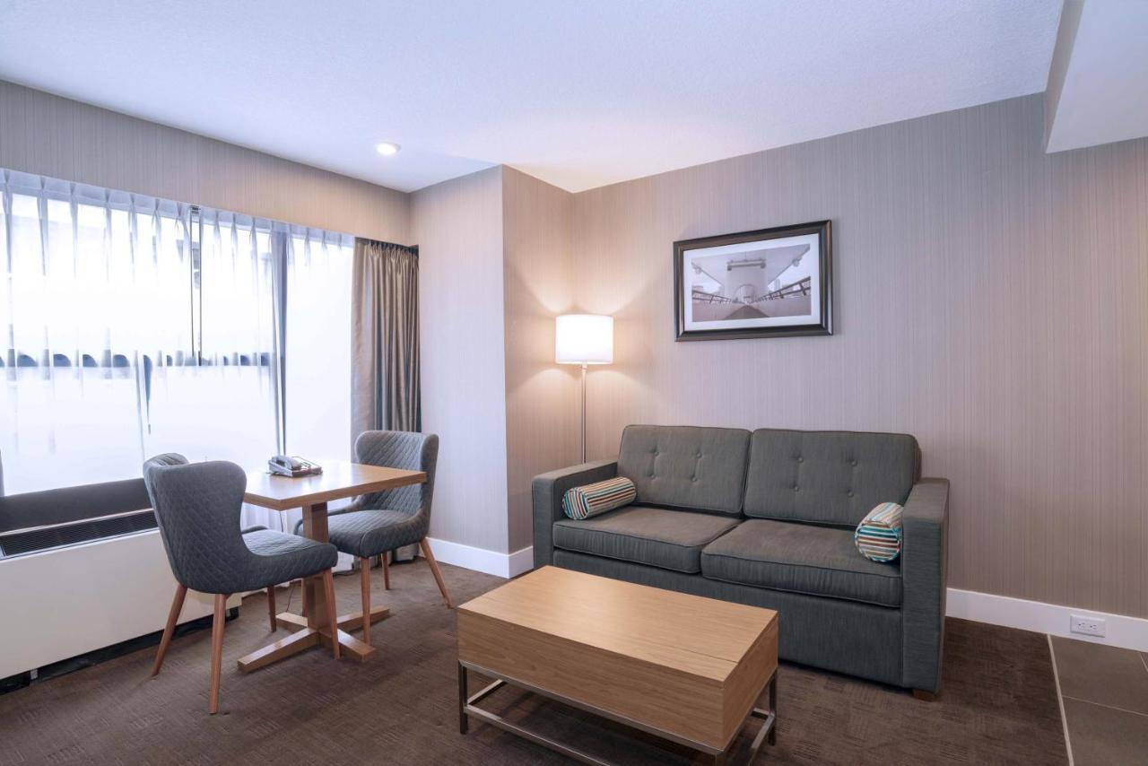 Sandman Signature Calgary Downtown Hotel מראה חיצוני תמונה