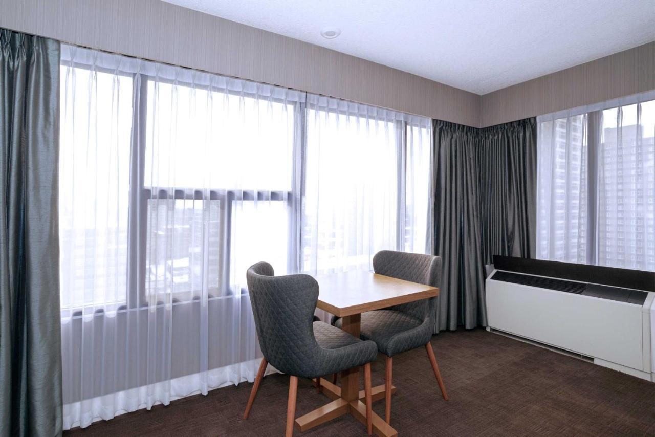 Sandman Signature Calgary Downtown Hotel מראה חיצוני תמונה