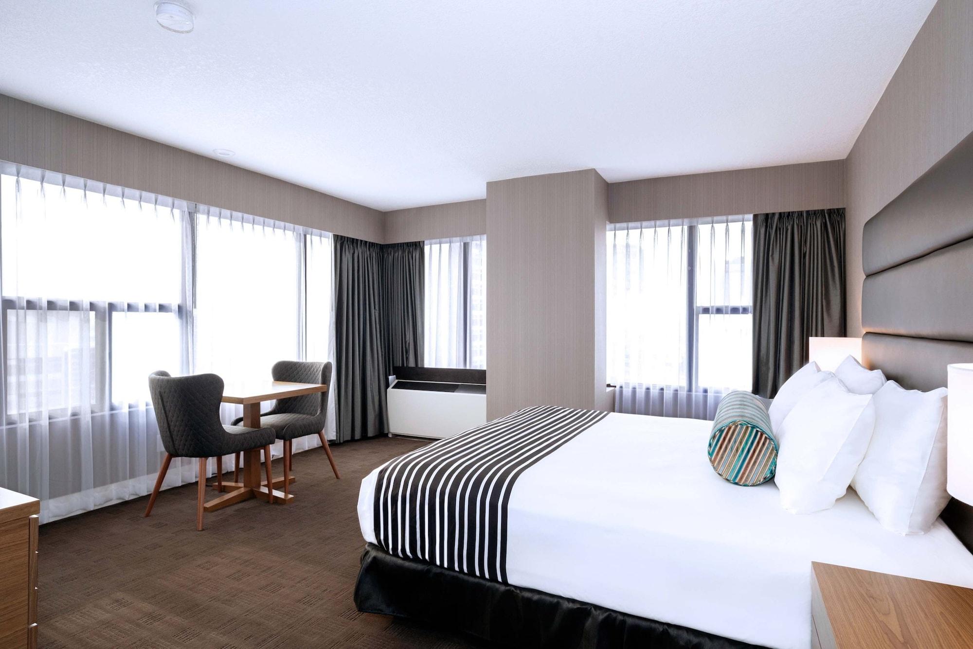 Sandman Signature Calgary Downtown Hotel מראה חיצוני תמונה