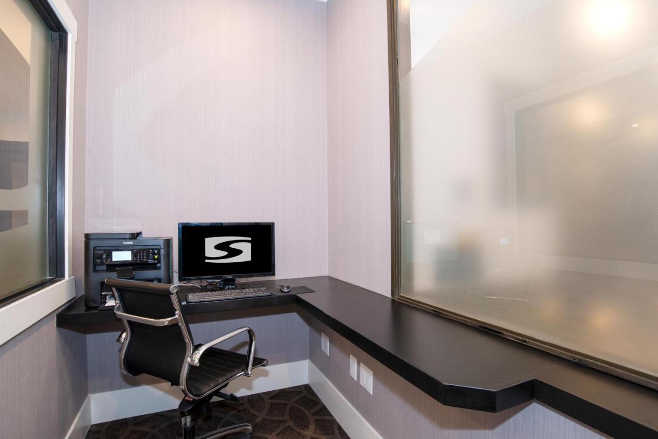 Sandman Signature Calgary Downtown Hotel מראה חיצוני תמונה